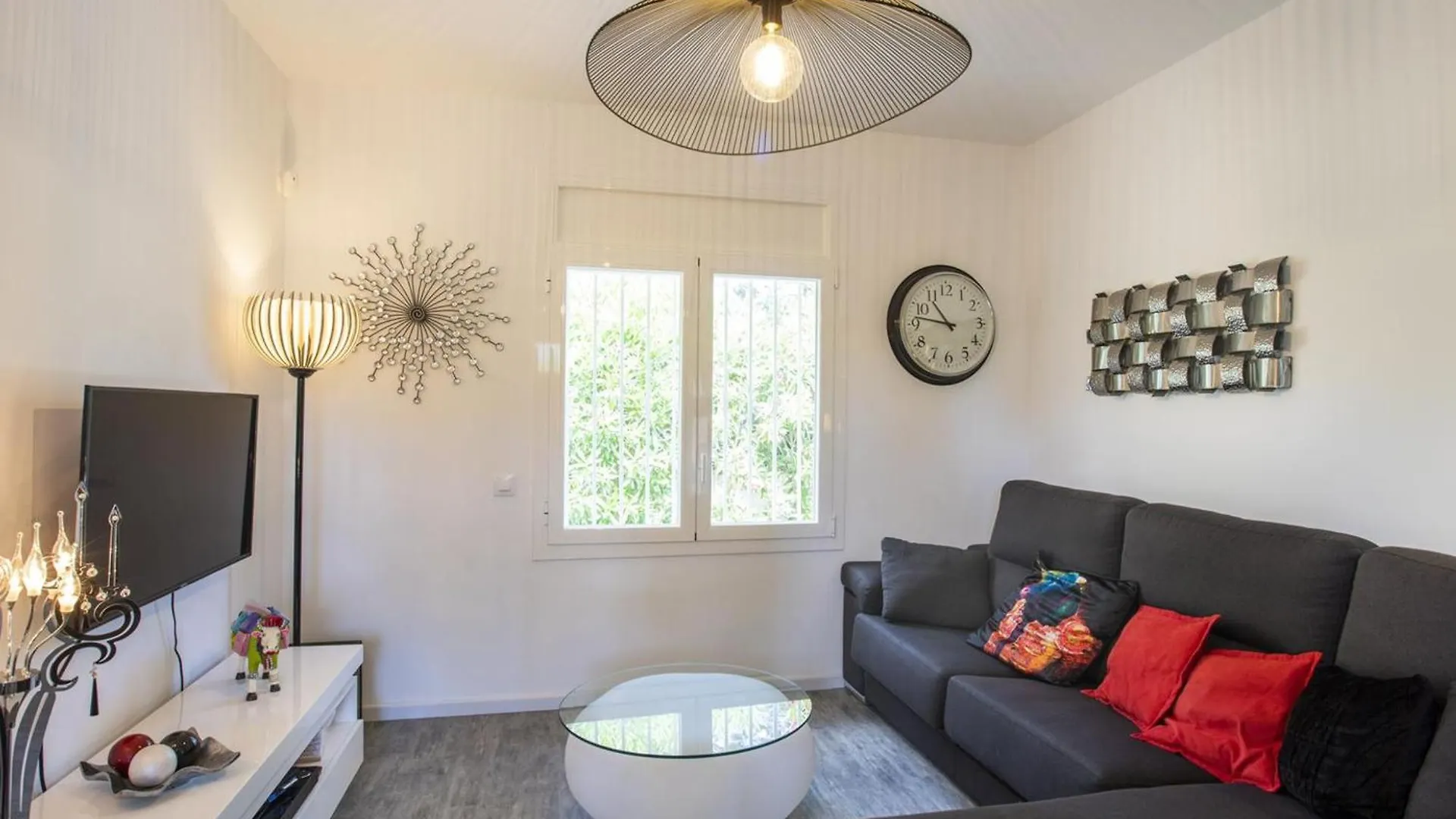 Casa Renovada Con 3 Dormitorios, Terraza Y Barbacoa A 3 Km De La Playa En Roses - Hisp-288-46 Prázdninový dům